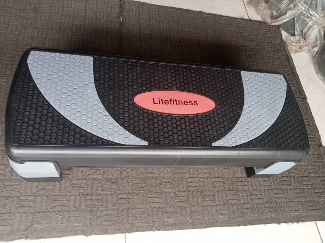 LITE FITNESS DAHSBB Aerobic step board (big) - deluxe.com.ng