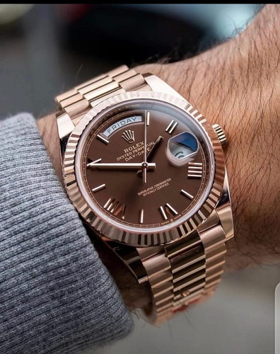 ROLEX GENEVE EXCLUSIVE DESIGNERS WRISTWATCH WITH GOLDEN CHAIN AND DATE (SAWW) - DELUXE.COM.NG