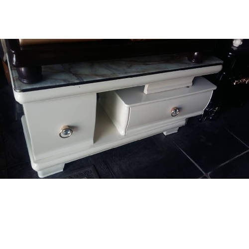 QUALITY DESIGNED WHITE 1.2 METER TV STAND - AVAILABLE (MOBIN - deluxe.com.ng