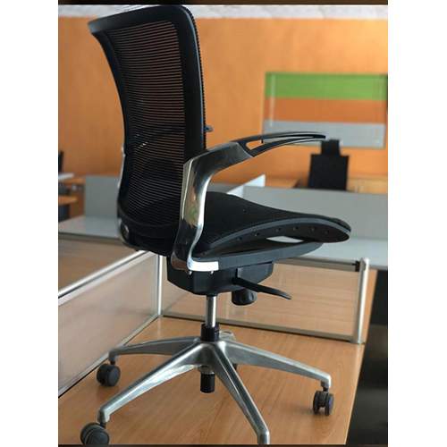 DELUXE LEATHER OFFICE CHAIR|BLACK - deluxe.com.ng