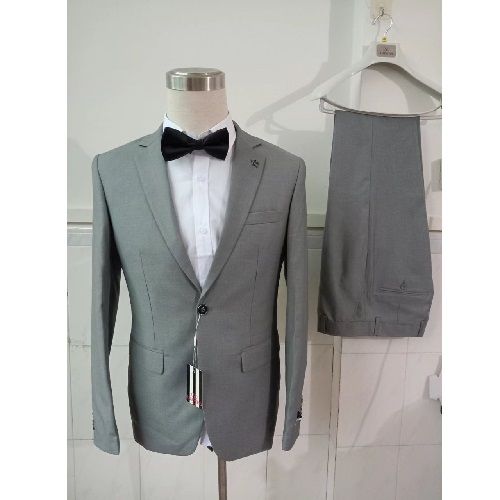 LIGHT GREY SUIT  WITH ONE BUTTON  | AVAILABLE IN ALL SIZES (MADU) (N) - deluxe.com.ng