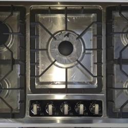 Hotpoint 4 burner 1 electric built in gas hob-deluxe.com.ng