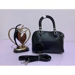 LUXURY WOMEN'S HAND BAG WITH SHOULDER LOCK|BLACK - deluxe.com.ng