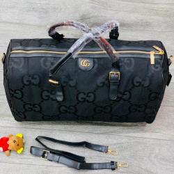 GUCCI ORIGINAL DESIGNER BLACK LEATHER TRAVEL BAG WITH ONE GOLDEN ZIP, WITH SHORT AND LONG HANDLE