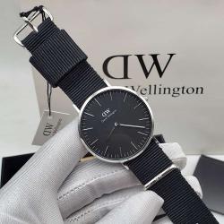 DANIEL WELLINGTON EXCLUSIVE BLACK LEATHER WRISTWATCH WITH SILVER | BLACK FACE (SAWW) - DELUXE.COM.NG