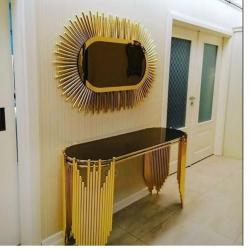 QUALITY DESIGNED GOLD SIDE TABLE & WALL MIRROR -AVAILABLE (ZIDFU) - deluxe.com.ng