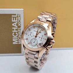 MICHAEL KORR EXCLUSIVE DESIGNERS WRISTWATCH WITH GOLDEN CHAIN AND WHITE SCREEN (SAWW) - DELUXE.COM.NG