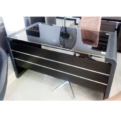QUALITY DESIGNED 1.6 METER BLACK OFFICE TABLE  WITH TOP GLASS- AVAILABLE (ARIN) - deluxe.com.ng