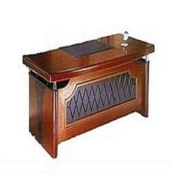 1.8M OFFICE TABLE (1530)