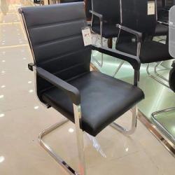 BLACK OFFICE EXECUTIVE CHAIR WITH SILVER & BLACK ARMS (OFU)