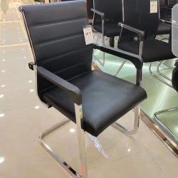 BLACK OFFICE VISITOR'S CHAIR(OFU)