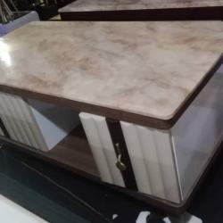 LIGHT BROWN MARBLE TOP TV STAND AND COFFEE BROWN FRAME (1530)