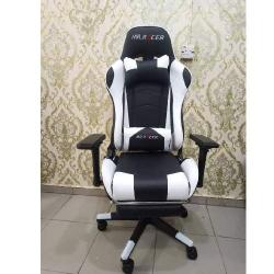 QUALITY DESIGNED BLACK & WHITE EXECUTIVE CHAIR - AVAILABLE (UGIN) - deluxe.com.ng