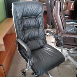 QUALITY DESIGNED EXECUTIVE OFFICE BLACK CHAIR (HAFUR) - deluxe.com.ng