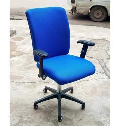 QUALITY DESIGNED BLUE SWIVEL LOW-BACK OFFICE CHAIR - AVAILABLE (UGIN) - Deluxe.com.ng