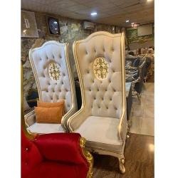QUALITY DESIGNED WHITE & CREAM ROYAL CHAIR - AVAILABLE (MOBIN) - deluxe.com.ng