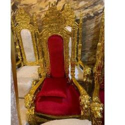 QUALITY DESIGNED RED & GOLD ROYAL CHAIR - AVAILABLE (MOBIN) - Deluxe.com.ng
