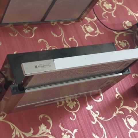 Hotpoint 90cm Under Cabinent Hood-delexe.com.ng